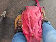 Nigdy nie chowaj tak bagażu podręcznego. "Powolna i frustrująca przeprawa"