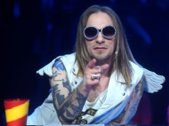 Wojciech Łuszczykiewicz nagle zniknął ze sceny. Czym się teraz zajmuje?