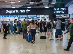 Zasady dotyczące wyjazdów dla osób pobierających Universal Credit