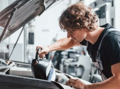 Mechanik – najważniejszy doradca przy wyborze oleju