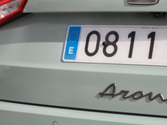 SEAT Arona taniej w Polsce: od 85 300 zł po rabacie, raty od 346 zł netto