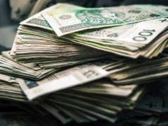 Elita najlepiej zarabiających Polaków się kurczy. Ale słaby wynik