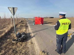 Śmiertelny wypadek w Podkornatach. Nie żyje motocyklista