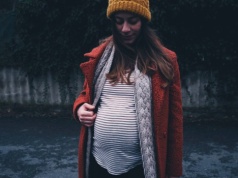 Trend Zetek na bycie rodzicem. Mnie bawi, ale to realna moda wśród młodych