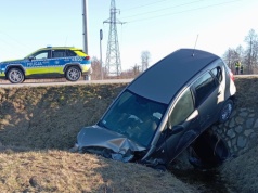 Wypadek w Łańcucie. Zderzenie dwóch pojazdów, pasażerowie w szpitalu