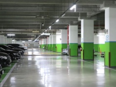 Wynajem miejsc parkingowych tylko z kasą fiskalną. Skarbówka: zero wyjątków