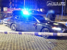 Brutalna bójka obcokrajowców na Woli! Jedna osoba ciężko ranna, zniszczony samochód