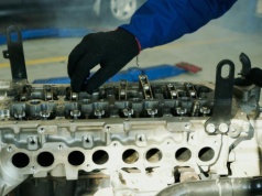 Techniczne aspekty konserwacji silnika: kluczowe procedury serwisowe i ich wpływ na eksploatację