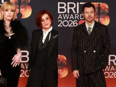 Gwiazdy na BRIT Awards 2026. Harry Styles w klasyce, ale spójrzcie na Kelly Osbourne. Zaszalała z piórami