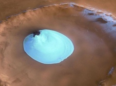 Gigantyczne lodowce ukryte pod pyłem. Przełom na Marsie