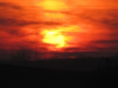 Duże zróżnicowanie temperatur w sobotę. Ciepły zachód, chłodna północ i mroźna noc na południu