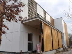 Nowe żłobki rosną w Krakowie. Na trzech budowach widać wyraźny postęp