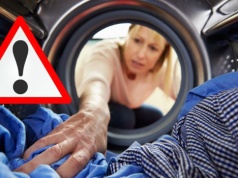 Genialny trik na śmierdzącą pralkę. Wystarczy 1 łyżeczka, a znów będzie pachnieć jak nowa