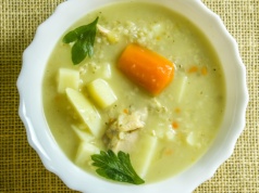 Najzdrowsza zupa dla jelit. Pomaga na wzdęcia i brzuch jak balon