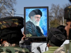 Wsparcie dla Polaków na Bliskim Wschodzie. Ruszyła nowa infolinia