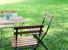 Wiosna coraz bliżej. Użyj tego, zamiast kupować nowe meble ogrodowe