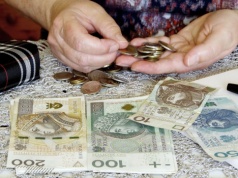 Waloryzacja emerytur 2026. Tyle ZUS będzie wypłacał seniorom od 1 marca