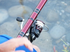 74-letni wędkarz utonął po załamaniu lodu na jeziorze