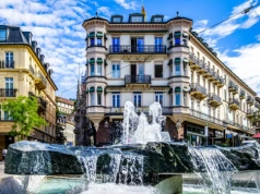 Perła Europy z gorącymi źródłami. Dolecimy tam w 1,5 godziny z Polski