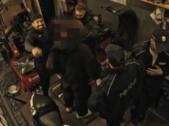 Fan pomógł Josefowi Bratanowi w „porwaniu”