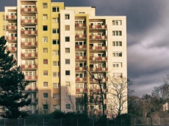 Masz mieszkanie w bloku? Ten podatek płacisz, nawet jeśli o tym nie wiesz