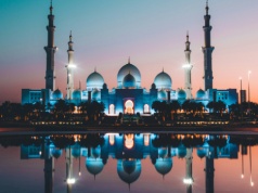 Abu Zabi zapłaci za hotele turystów, którzy utknęli po odwołaniu lotów w ZEA