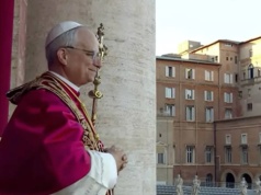 Papież zaniepokojony kolejną wojną. "Musimy dużo modlić się o pokój"
