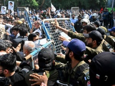 Pakistan: Szturmy na placówki USA i ONZ, kilkadziesiąt osób zabitych