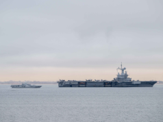 Lotniskowiec Charles de Gaulle kieruje się na Bliski Wschód. Przerwał misję na Bałtyku