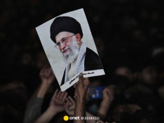 Ajatollahowie wzywają do odwetu po śmierci Chameneia. "Religijny obowiązek"