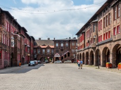 Kilka lat na sprzedaż mieszkań. Ukryta wojna o kupujących?