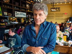 Jon Bon Jovi prowadzi restauracje bez cen. To „najbardziej ludzkie miejsca w USA”