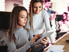 Internet w kieszeni to za mało. Potężny i ukryty problem wykluczenia