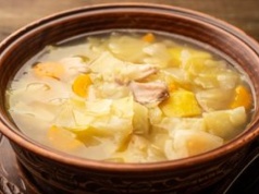 Zupa karpacka to moje nowe odkrycie. Jeszcze smaczniejsza niż rosół czy krupnik