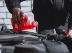 Zmieszanie różnych płynów to ryzyko. Układ chłodzenia nie wybaczy, skutki widać po czasie