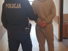 Obywatel Indii zatrzymany za łamanie zakazów, policja wnioskuje o deportację