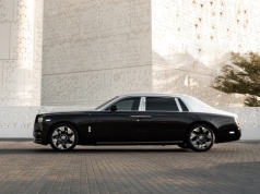 Biżuteria na kołach za miliony – Rolls-Royce stworzył auto, którego maskę rzeźbili laserem przez 5 lat