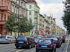 Nowe przepisy drogowe: surowsze kary za nielegalne wyścigi i brawurową jazdę