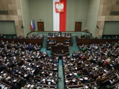 SONDAŻ. Pyrrusowe zwycięstwo KO. PSL i Polska 2050 poza Sejmem