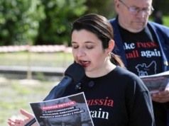 Radosław Sikorski dziękował Natalii Panczenko, hejtowanej przez prawicę. A Panczenko na to...