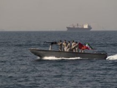 Ropa po 120 dol. za baryłkę? Spodziewają się dalszego wzrostu cen po blokadzie cieśniny Ormuz