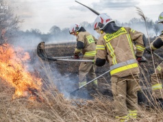 Strażacy ruszają z akcją ’STOP POŻAROM TRAW’