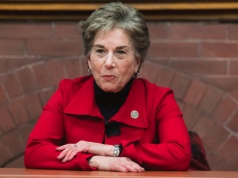 Politycy partii demokratycznej z Illinois o ataku na Iran: Nie został zatwierdzony przez Kongres USA