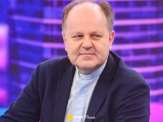 Kazimierz Sowa zadrwił z influencerów w Dubaju. "Dodałbym skromną gratyfikację"