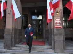 Polacy pozostawieni sami sobie w rejonie Zatoki Perskiej?