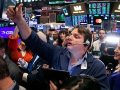 Rynki akcji w USA kończyły sesję wyżej niż zaczęły