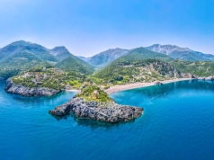 Grecka wyspa Ebuea z all inclusive za 1279 PLN 🌊🍹 Loty + ⭐⭐⭐⭐ hotel spa przy plaży 🏖️☀️