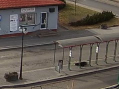 Strażacy pokazali film. Wszystko widać na nim jak na dłoni. "Ludzie przechodzą obojętnie"