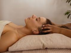 Mózg w trybie “offline”. Dlaczego masaż działa lepiej niż drzemka?