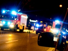 Pijany kierowca z Polski spowodował groźny wypadek na autostradzie w Niemczech. Z jego ciężarówki spadł dźwig